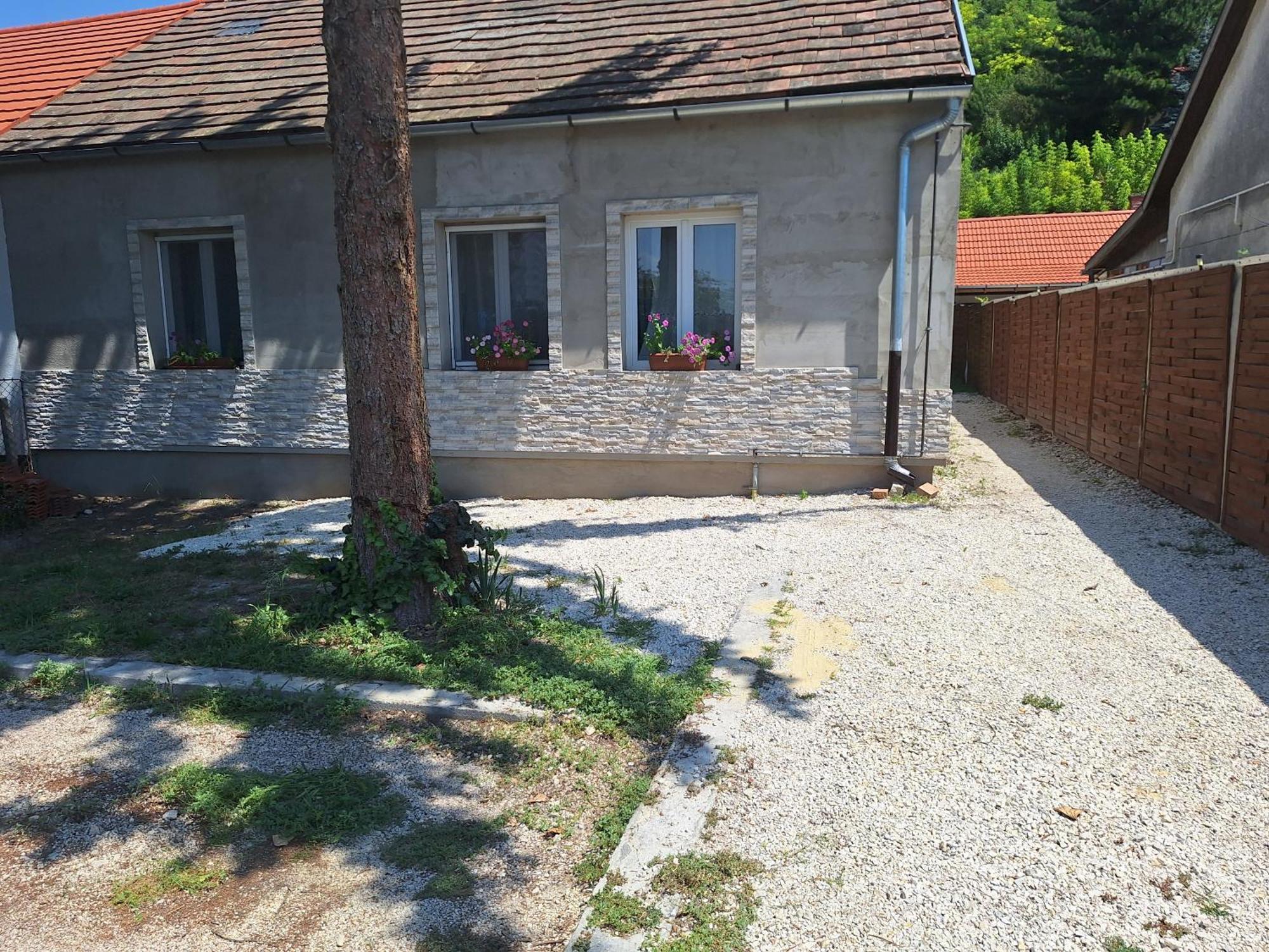 Appartement Balcsi1 à Balatonfůzfő Extérieur photo